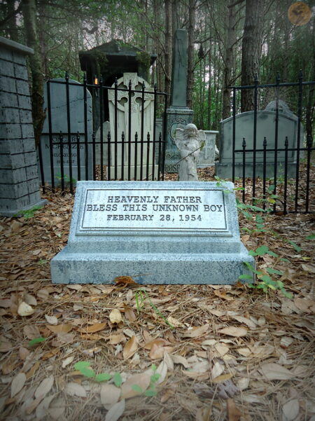 Evil Soul Studios Bless This Unknown Boy Tombstone Cemetery Halloween Prop