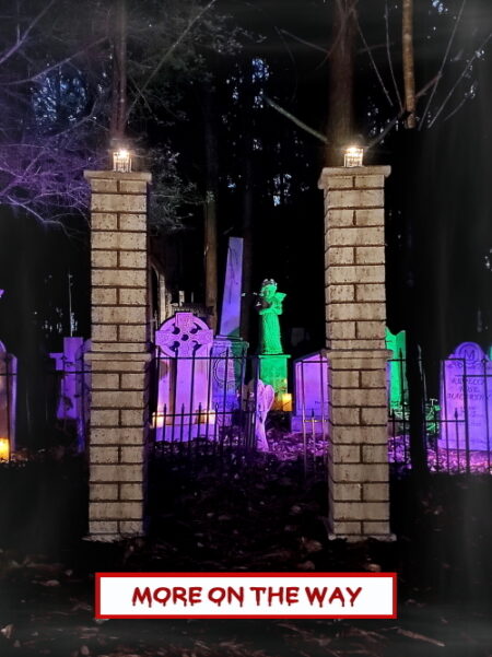 Evil Soul Studios Entrance Columns Lighted (Set) Over 5' Feet Tall