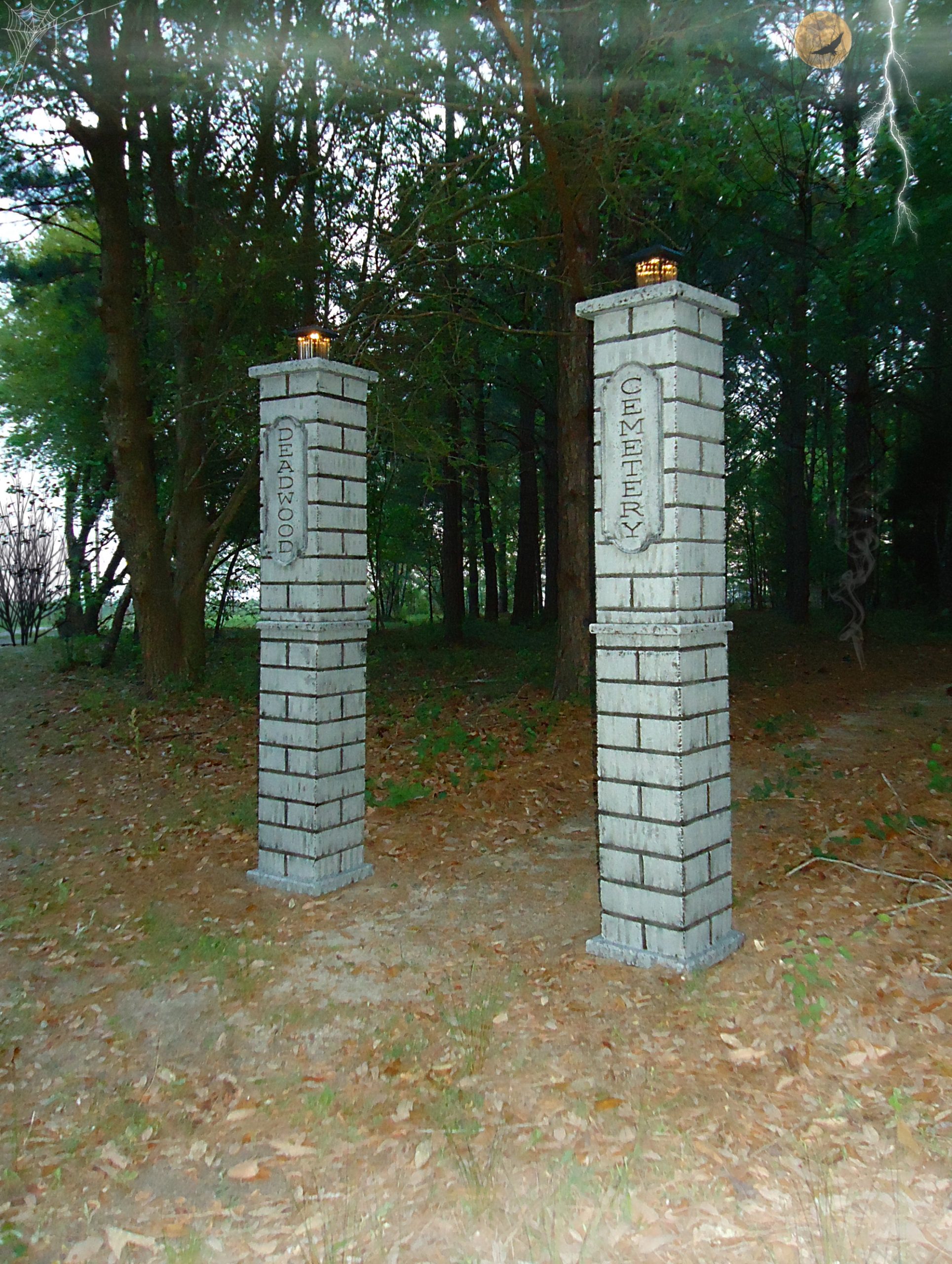 Deadwood Cemetery Columns2