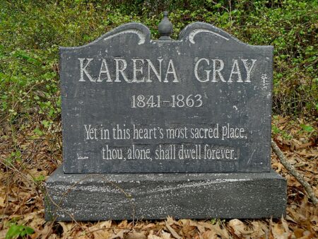Gravestone of Karena Gray with a heartfelt epitaph.