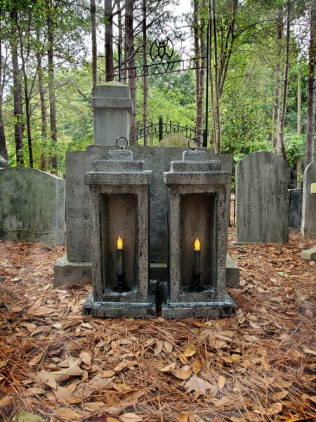 Evil Soul Studios Large Haunted Mansion Flickering Flame Bat Lanterns Set Halloween Prop