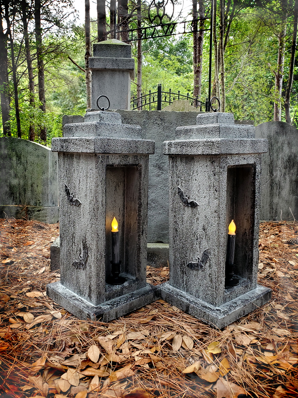 HauntedMansionBatLanterns2web