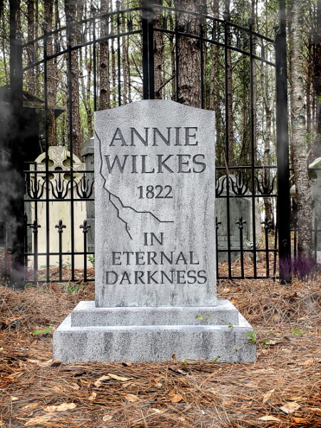 Evil Soul Studios In Eternal Darkness Annie Tombstone Halloween Prop